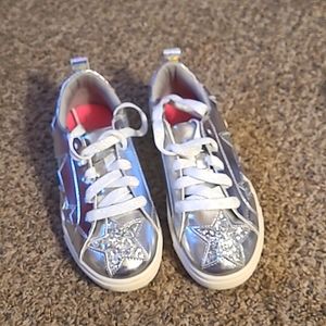 Wonder Nation Kids Sz 1 Silver Tennis Shoes